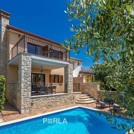 Tatil Evi Casa With Pool In Krk Near Beach