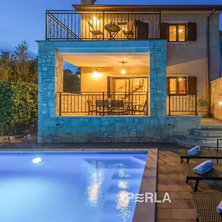 Casa With Pool In Krk Near Beach Tatil Evi Krk Town