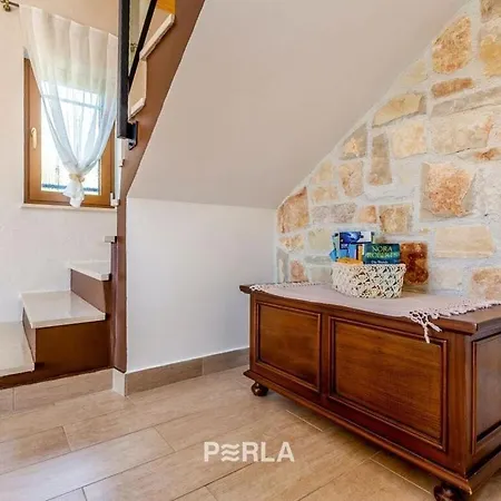 Casa With Pool In Krk Near Beach *