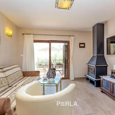 بيت للعطل Casa With Pool In Krk Near Beach *